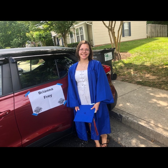 Meet your Posher, Bri - Picture 2 of 2